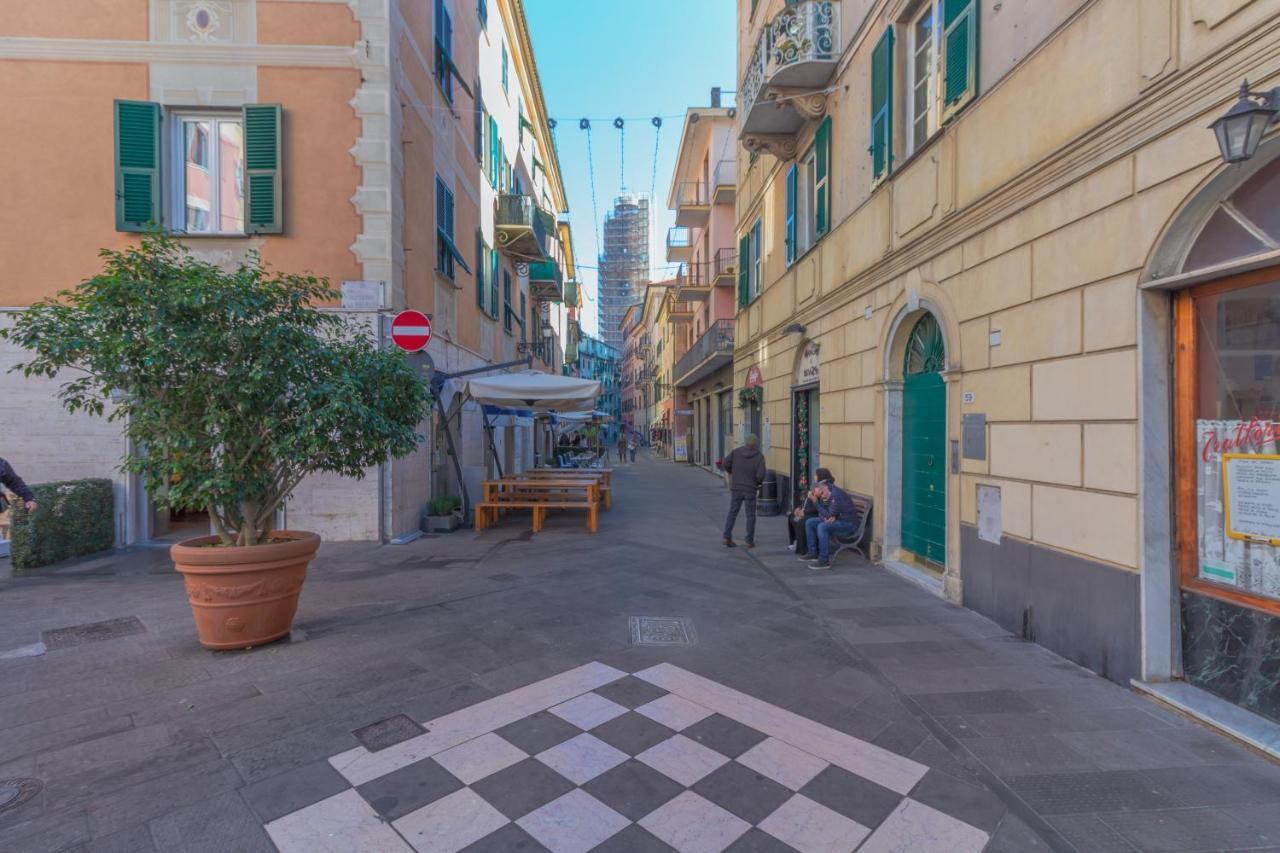 Casa Di Ale E Fra Comoda In Centro E A Pochi Passi Dalla Spiaggia Rapallo Luaran gambar